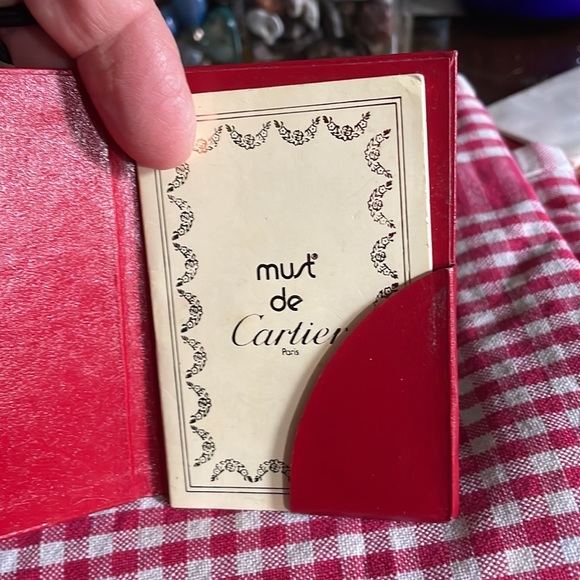 Vintage Cartier watch 37 years old just had it serviced new battery 18K gold - Picture 8 of 17